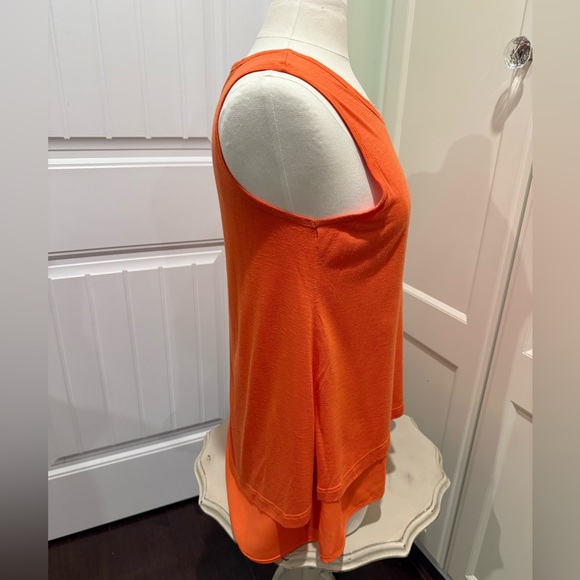 BCBGMaxAzria Women’s Size Small Vibrant Orange Sleeveless Blouse Billowy Hi-Low - Picture 12 of 14